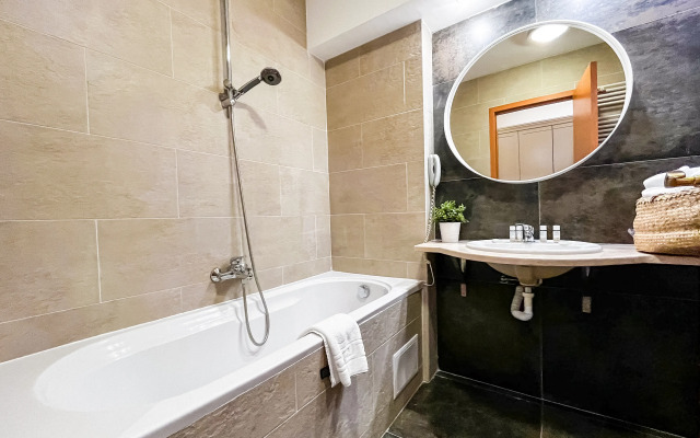 Hotel Carpathia