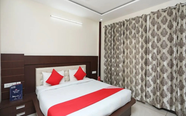 Saharan's Homes By OYO Rooms