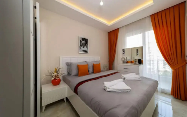 Pleasant Flat Near Beach With Balcony in Alanya