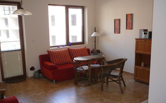 Apartment on Apollon Complex