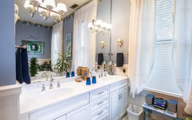Sugar Magnolia Bed & Breakfast