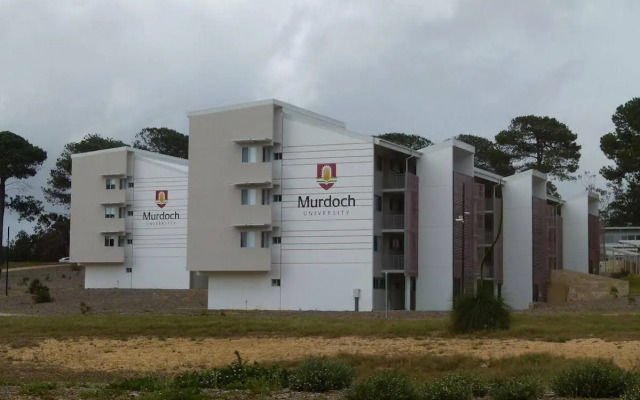 Murdoch University Village