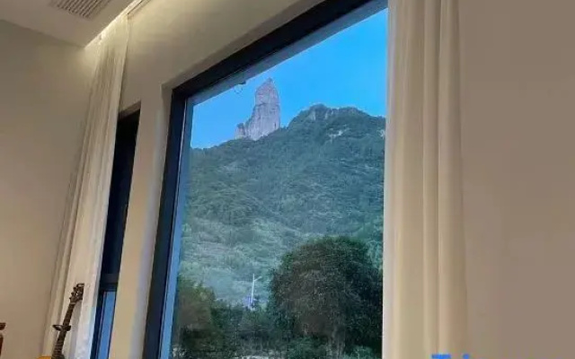 Xianju Yiwei Jingpin Dujia Yinsu