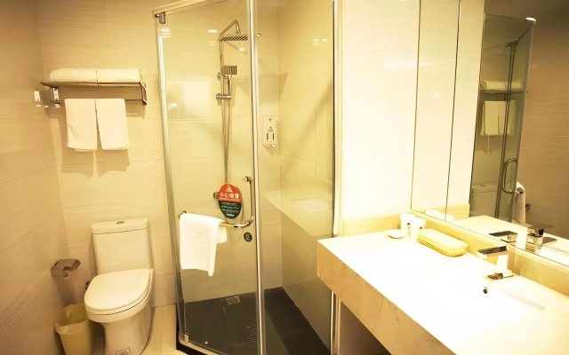 GreenTree Inn Binzhou Huangheshilu Express Hotel