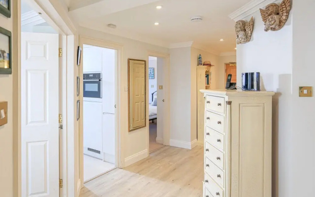 7 Thurlestone Rock