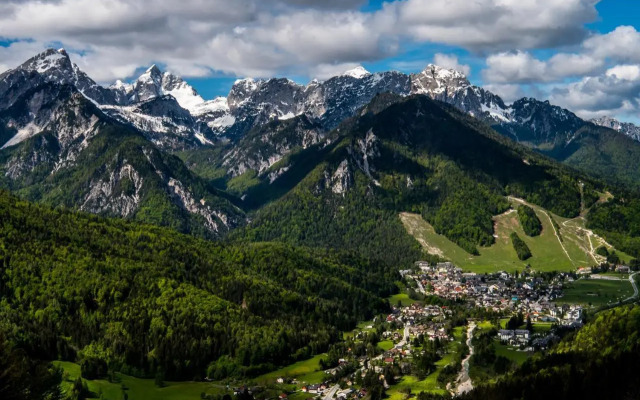 Mountain Charm