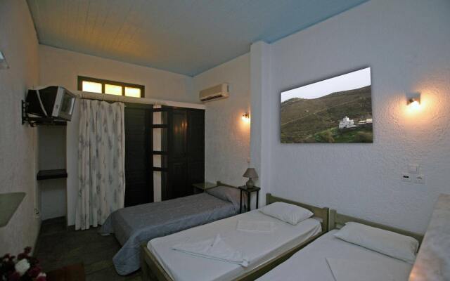 St George Studios Apartments