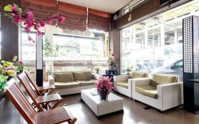 MV Hotel RedPartner