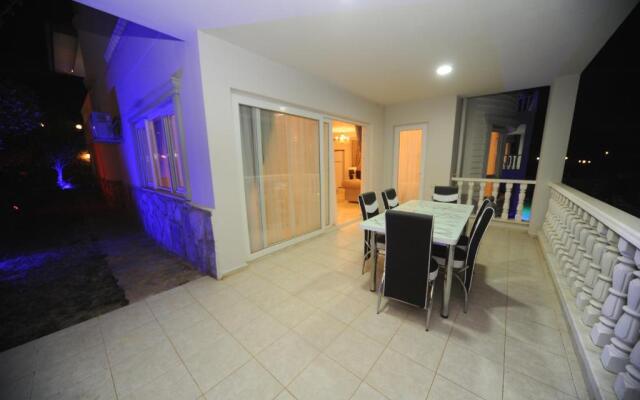 Toykan Villas1
