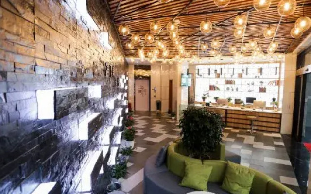 Jingman Qingshe Hotel