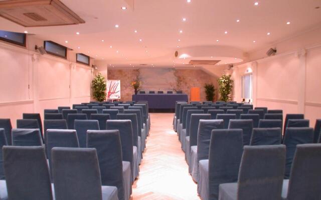 Hotel de La Ville