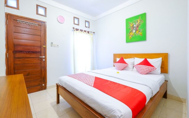 Kost & Homestay 911 by OYO Rooms