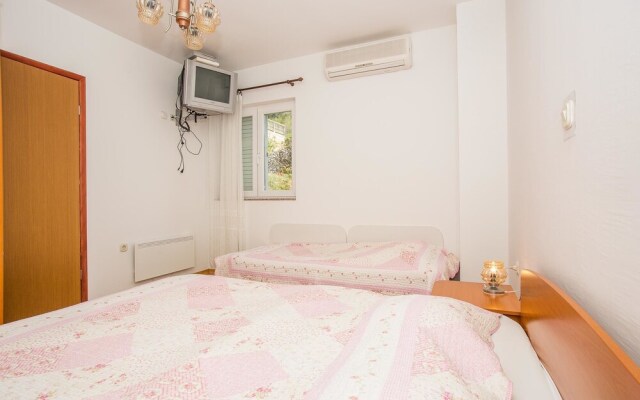 Apartments Biondić / One Bedroom A2+1 D