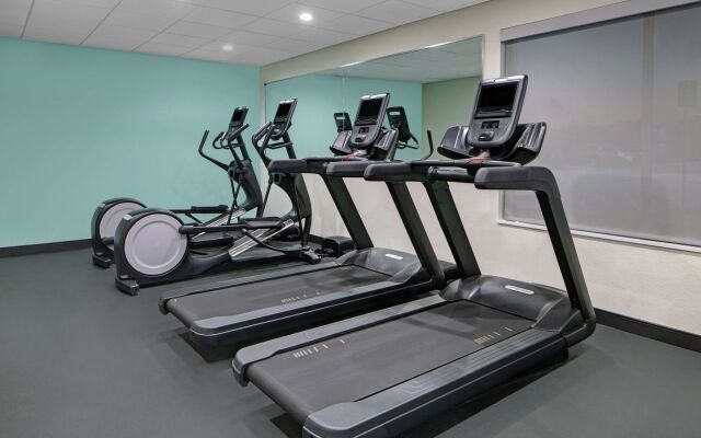 Tru by Hilton Austin Airport, TX