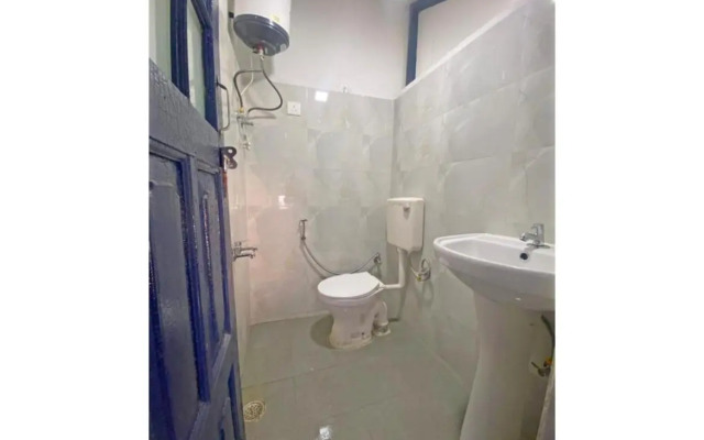 Hostel 24, District Court Road, Tallital