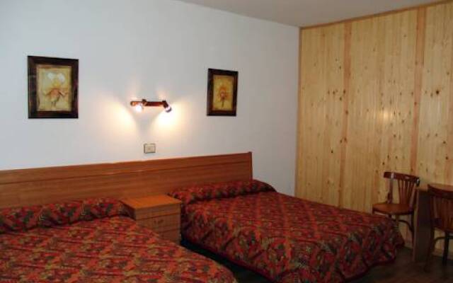 Hostal Pirineos