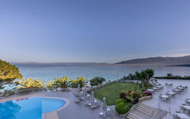 Messinian Bay Hotel