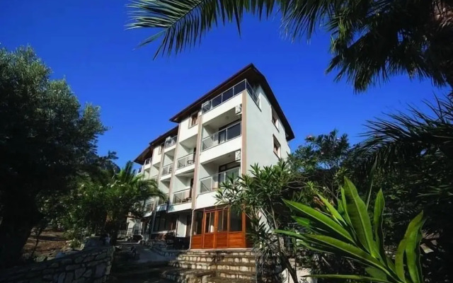 Kumlubük Otel