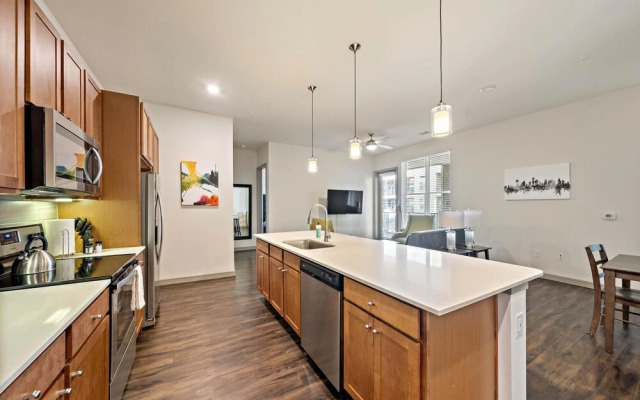 Recently Upgraded Downtown Great Amenities