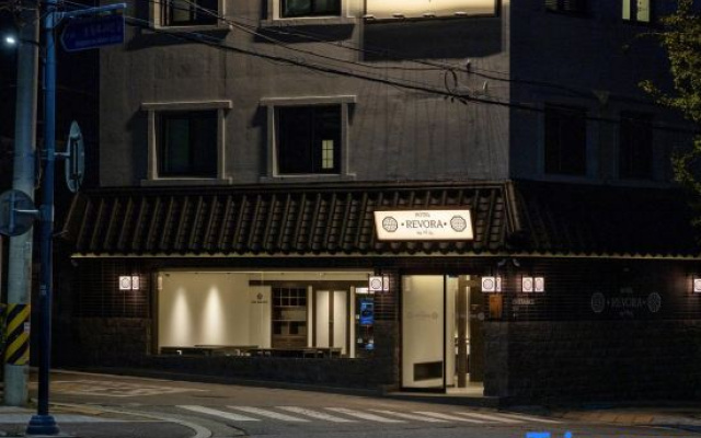 Suwon Haenggung-dong Revora Hotel by Anook