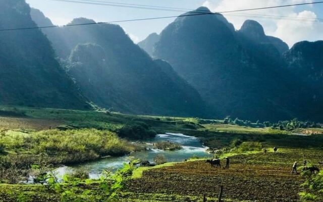 Phong Nha Riverlife Homestay - Hostel