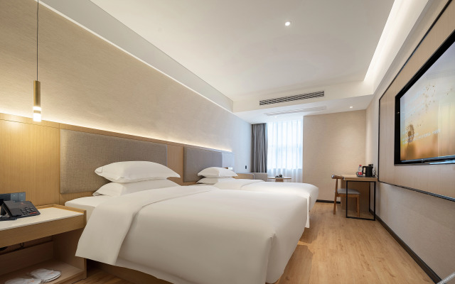Shiyue Hotel (Gaoxian Fortune Center Store)