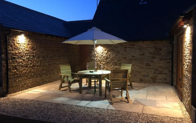 Hook Norton Barn