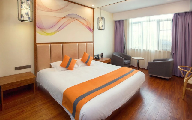 Shanghai Lintin Holiday