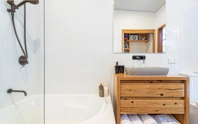 Little Mountain Retreat