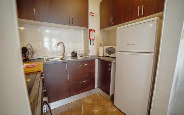 Alegria Flat IN City Center With Elevator