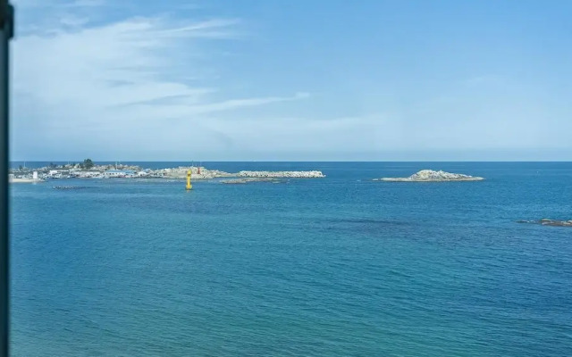 Goseong Leumeleu63 Pension