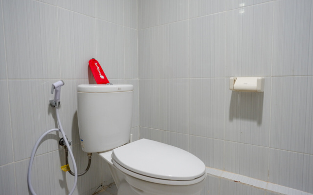 RedDoorz near Lippo Plaza Buton