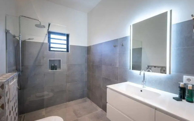 Villa Holiday Dream Sun Sea Serenity