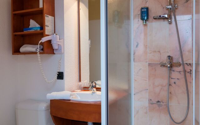 Brit Hotel Rennes St Grégoire - Le Villeneuve