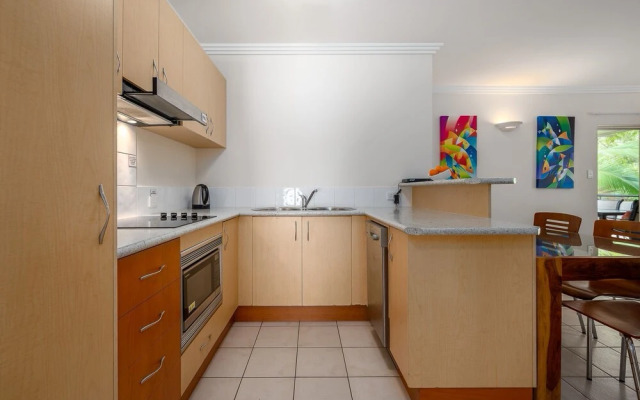 18 Central Plaza Port Douglas