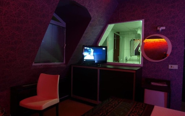 Timya Hotel