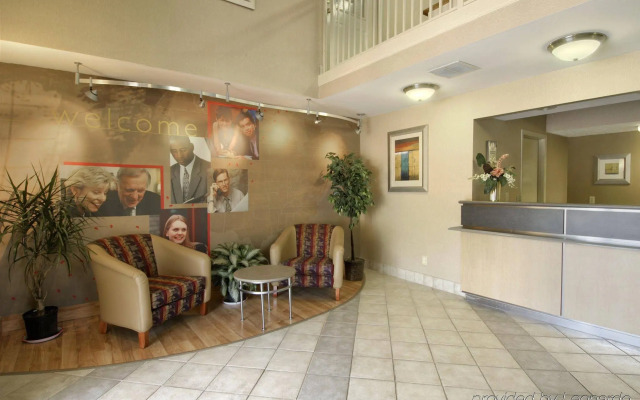 Motel 6 Gatlinburg, TN - Smoky Mountains