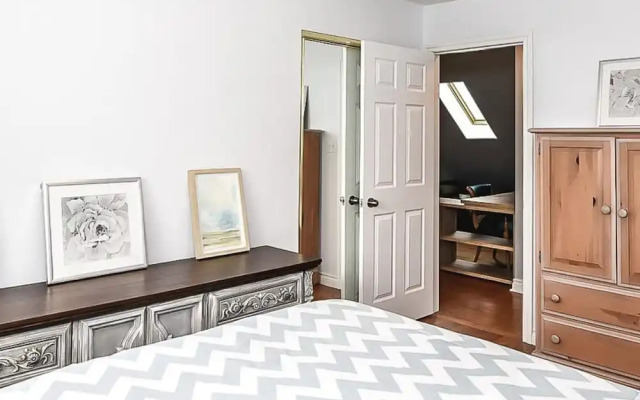 Private 2bdrm Unit With Ensuite Laundry - U5A