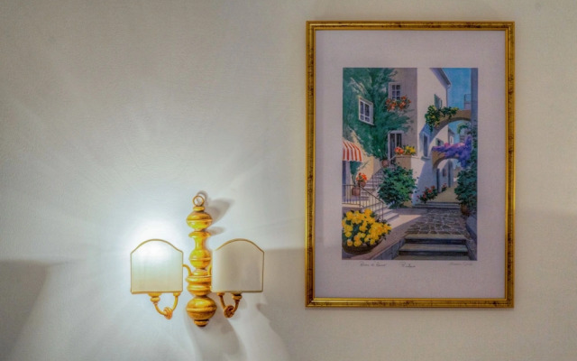 Residenza de l'Osmarin Suites