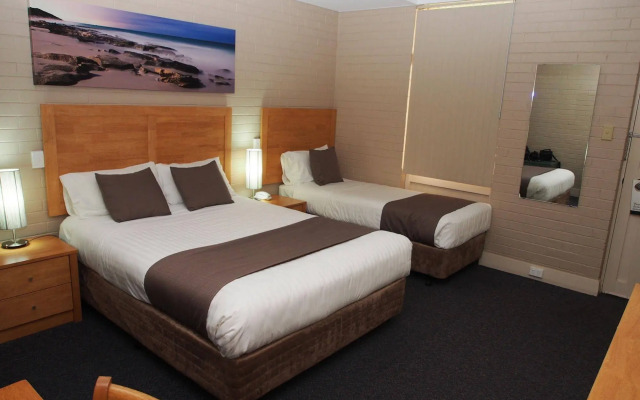 Dongara Hotel Motel
