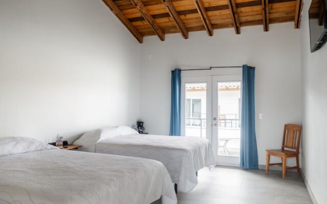 Hotel Marea Baja