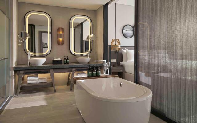 Crowne Plaza Phu Quoc Starbay by IHG