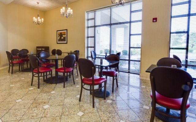 Drury Inn & Suites St Joseph
