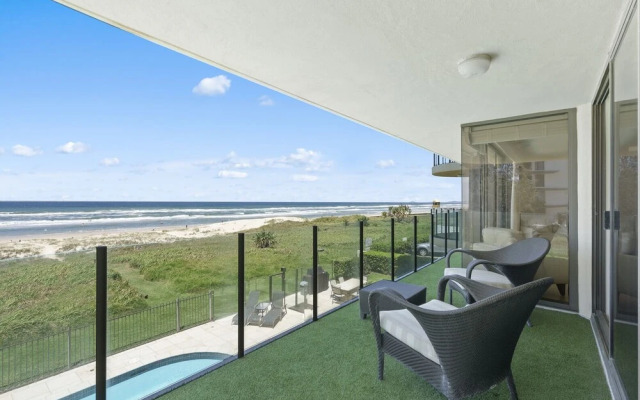 Premiere Apartments -HR Surfers Paradise