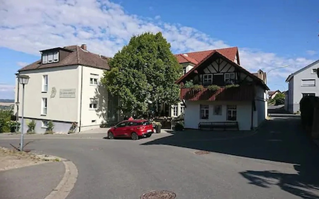 ZUR Schonen Schnitterin Gasthof