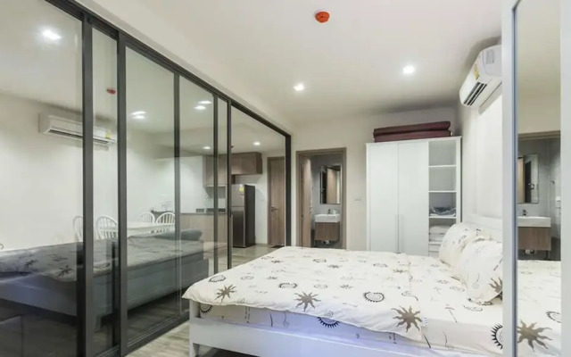 The Rain Cha-Am by Nick