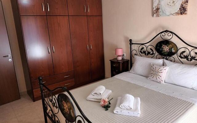 ZENIA Pelion garden house