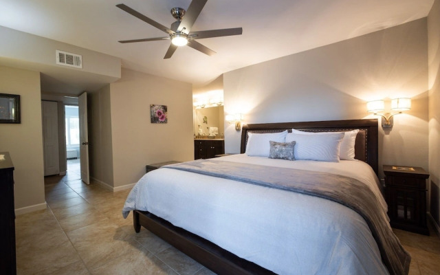 Scottsdale Miller 2 Bedroom Condo by RedAwning