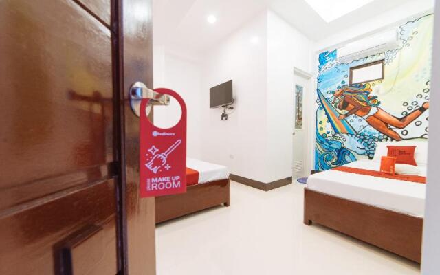 RedDoorz @ Bonifacio Extn Baler