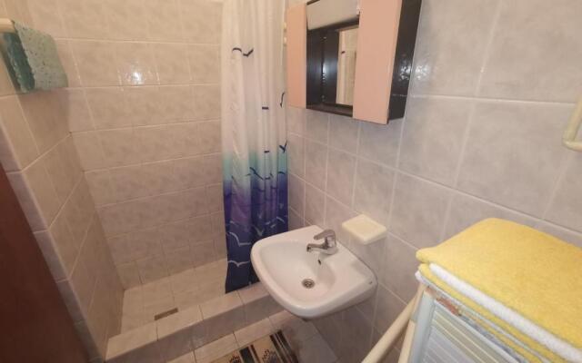 Apartment Andrija 21 pax